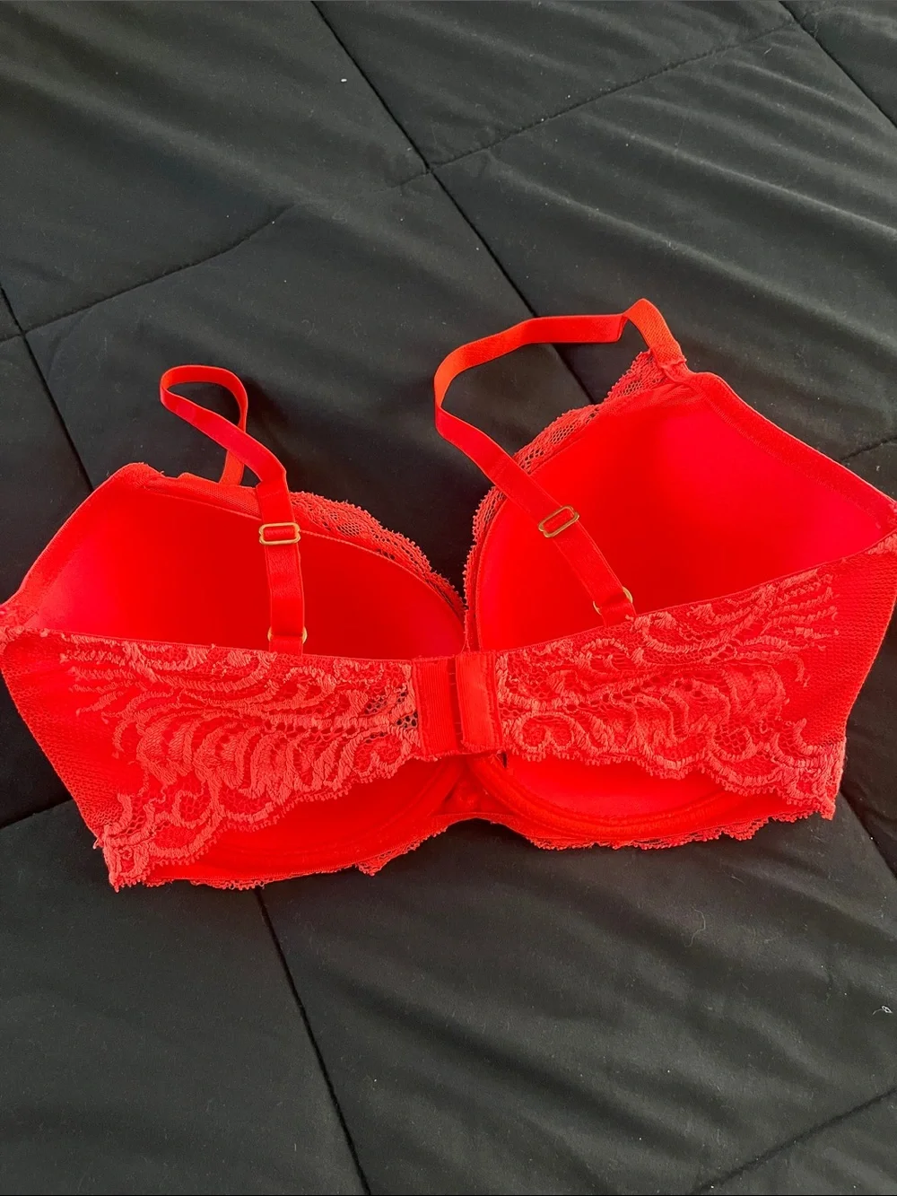 Natori feathers contour plunge bra